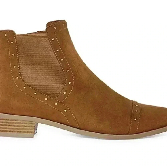 Liz Claiborne Women’s Rela Block Heel Zip Booties new in box - Picture 4 of 4